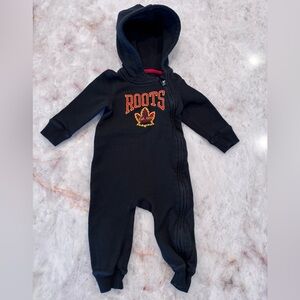 Roots Canada 12-18m baby onsie